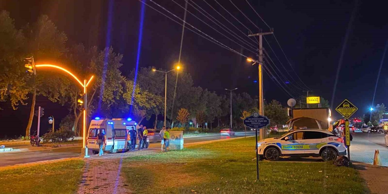 Menteşe’de motosikletliye arkadan çarpıp kaçtı