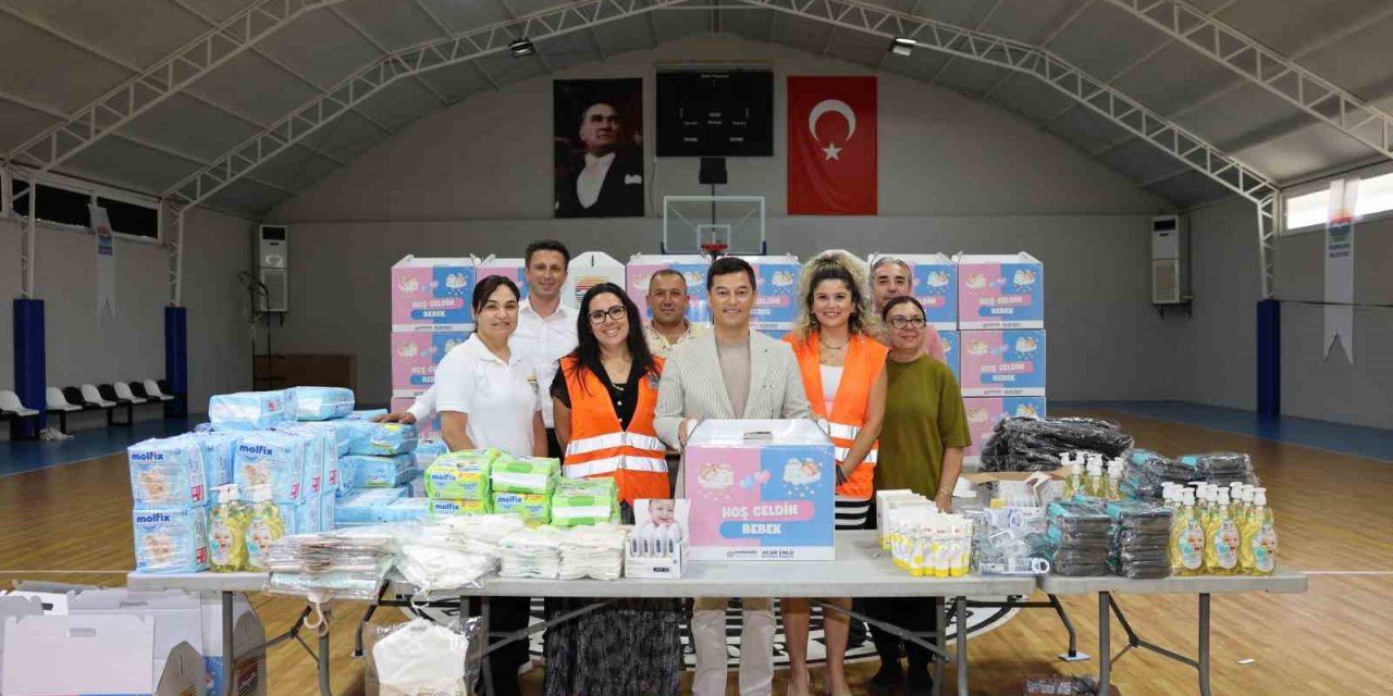 Marmaris Belediyesi ’Hoş Geldik Bebek Paketi’ ile ailelerin sevincine ortak oluyor