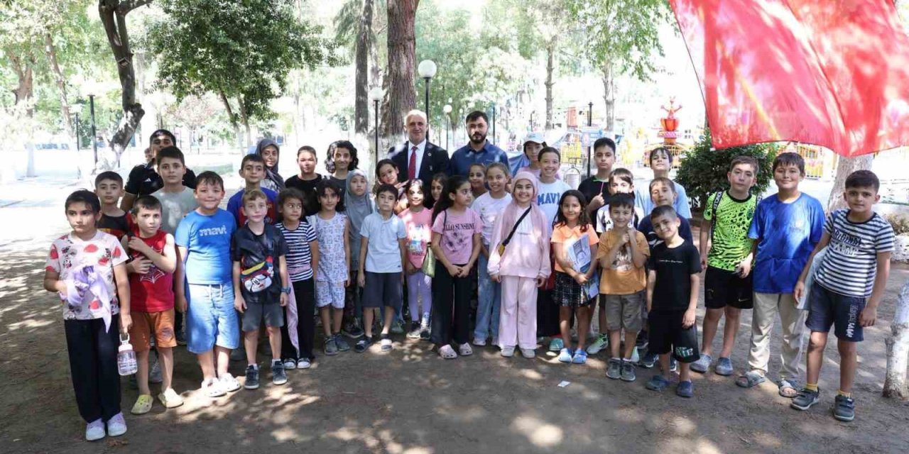 Başkan Kaya: "Çocuklarımızın eğitim hayatında yanlarında olmaya devam edeceğiz"