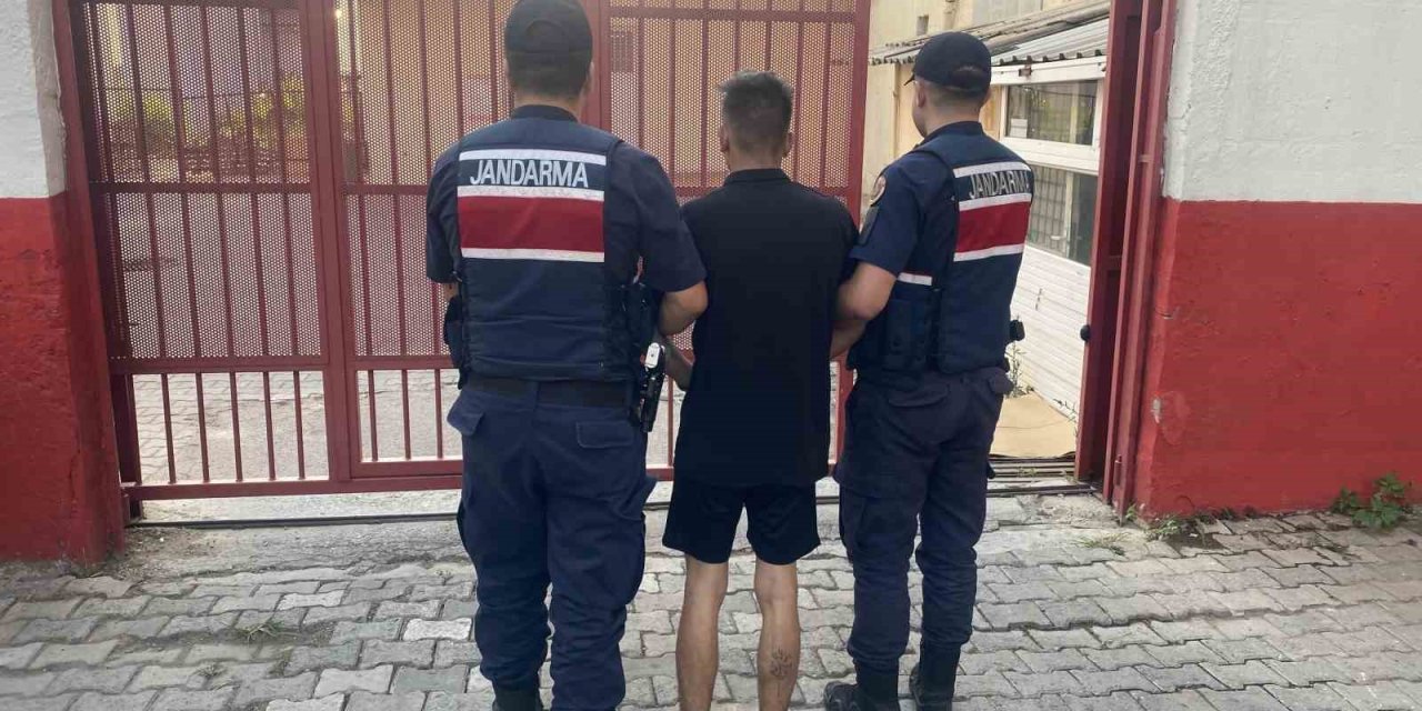 Hırsızlık suçundan aranan şahıs İncirliova’da yakalandı