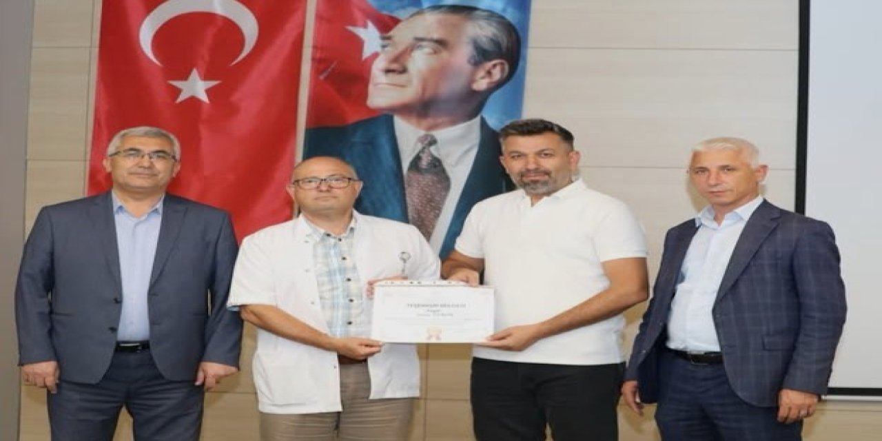 Kütahya Şehir Hastanesi’nden Tıbbi Sekreter İshak Orman’a teşekkür belgesi