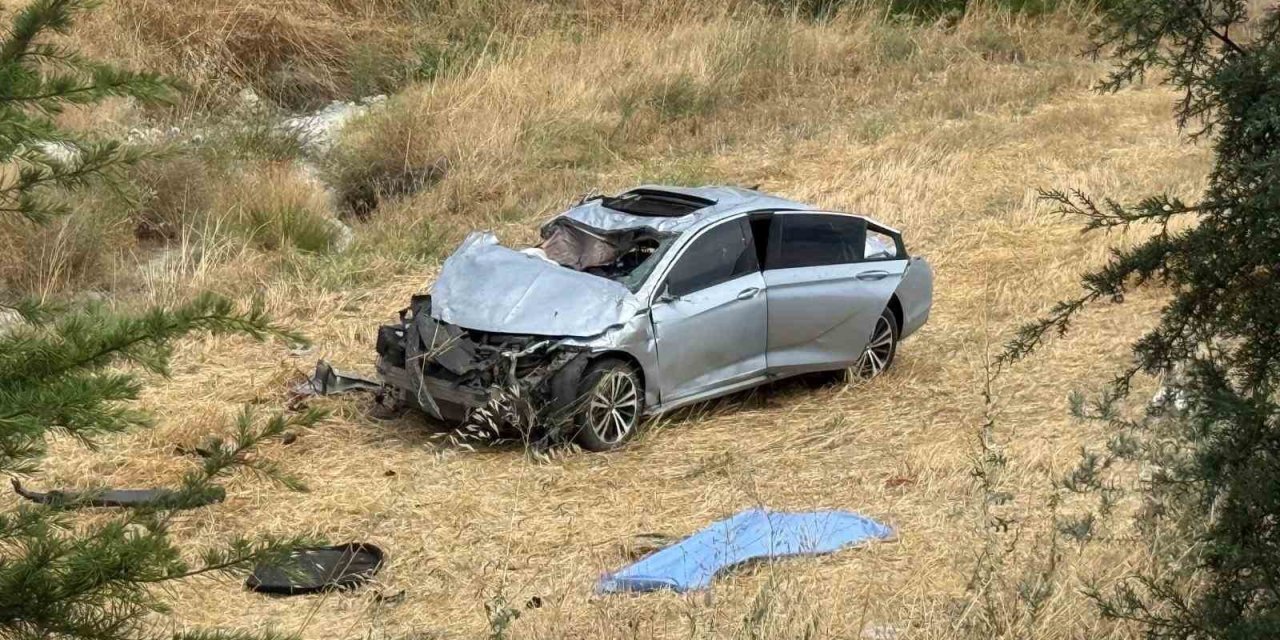Kontrolden çıkan otomobil takla attı: 1 ölü