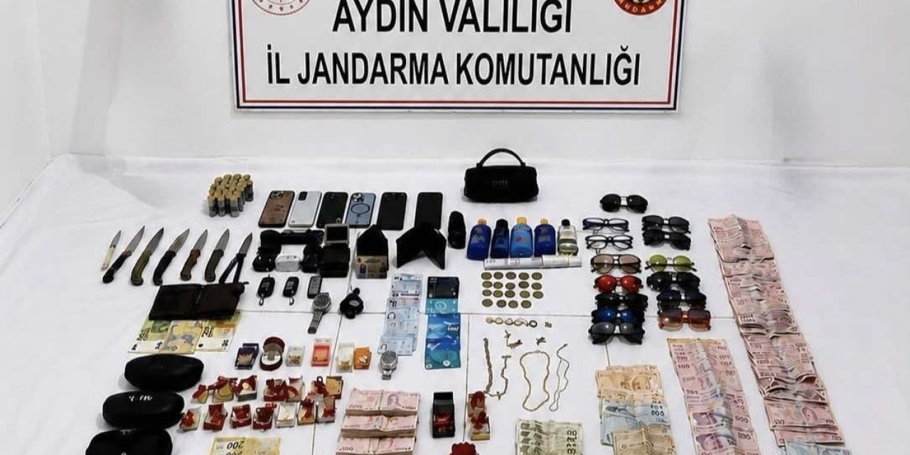Kuşadası sahilinde seri hırsızlık şüphelisi suçüstü yakalandı