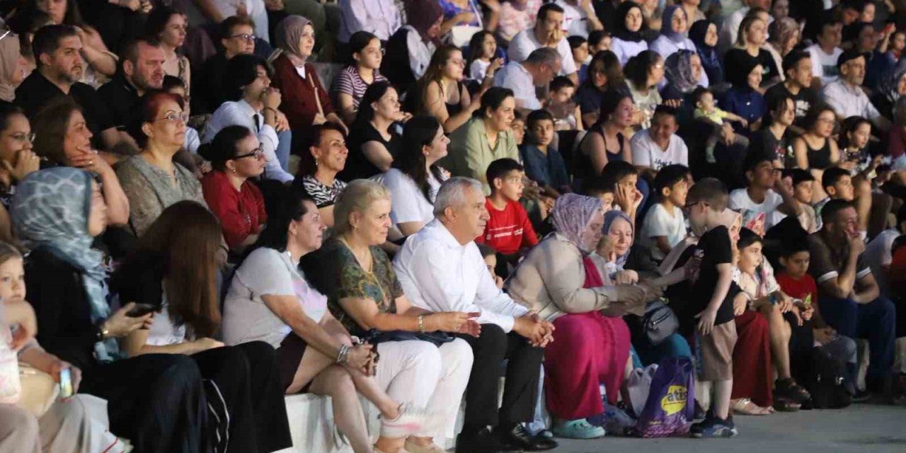 Turgutlu’da Gençlik Şöleni büyük ilgi gördü