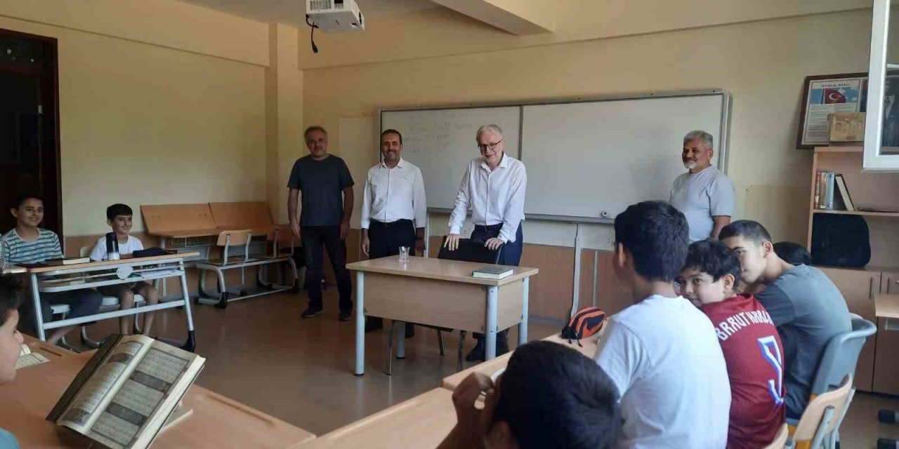Geleceğin hafızlarına Müftü Can’dan tam destek