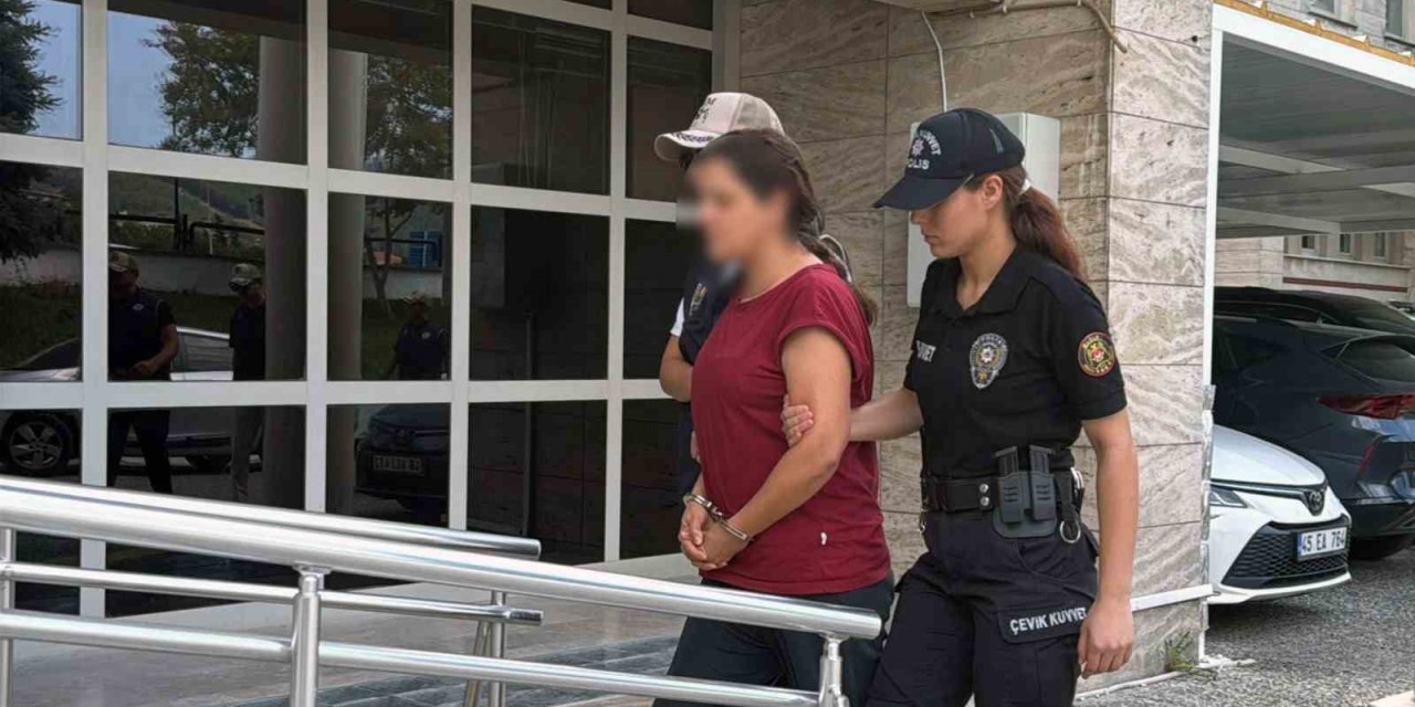 Darbeci FETÖ’cü Burkay Karatepe’nin ablası adliyeye sevk edildi