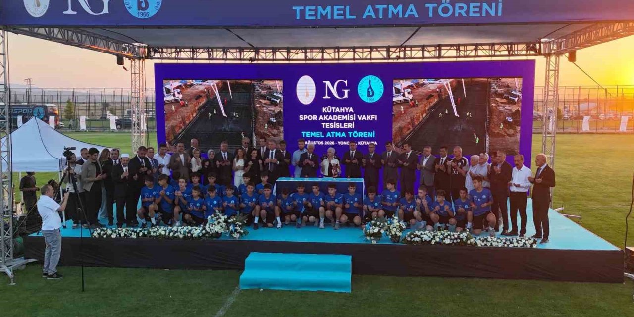 Kütahyaspor Akademisi Vakfı Sosyal Tesisleri’nin temeli atıldı
