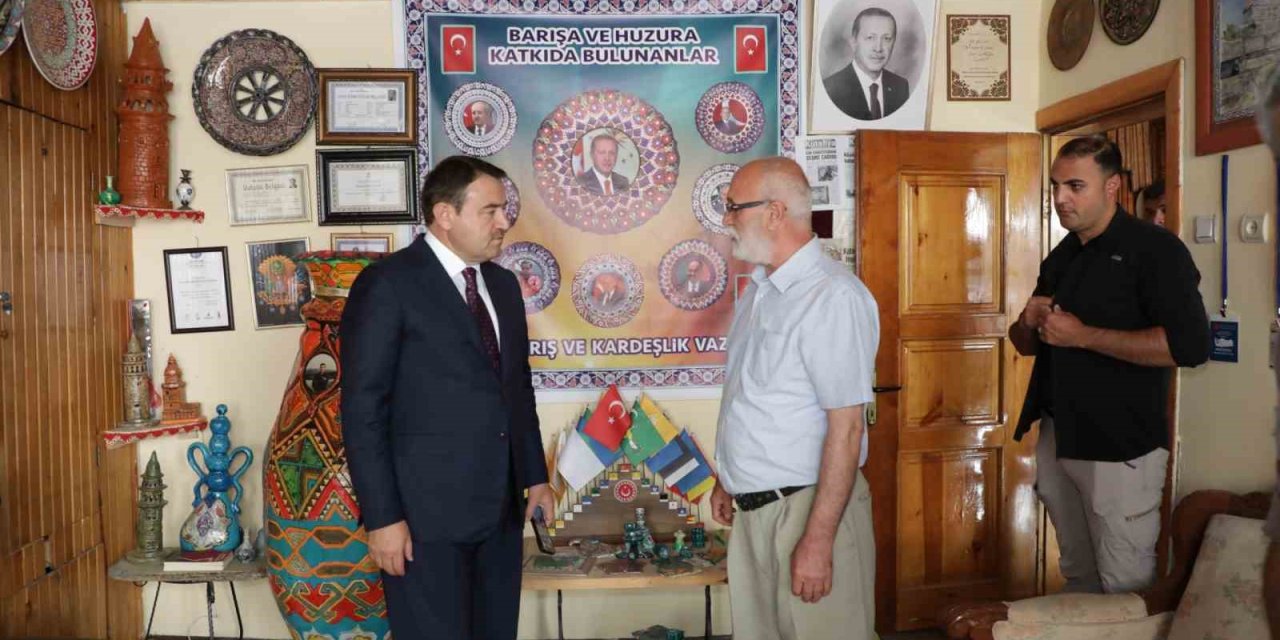 Vali Işın, Sarı Konak Kültür ve Sanat Evi’ni ziyaret etti