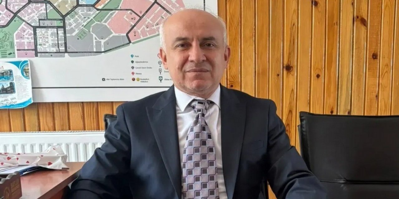 Kütahya’da Doç. Dr. Hasan Basri Karayel’e uluslararası onur