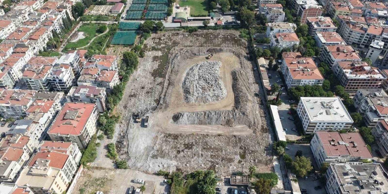 Karşıyaka: "Zübeyde Hanım Stadyumu bir siyasi görüşün değil, Karşıyaka’nın evidir"