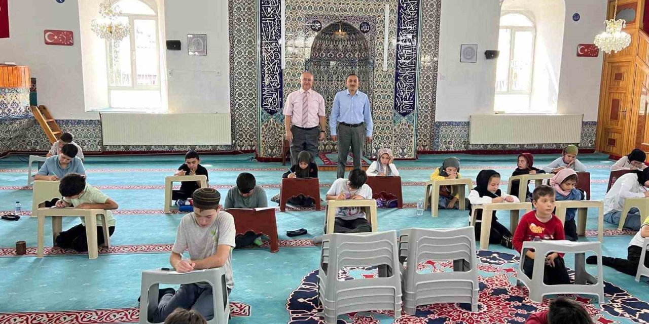 Dumlupınar’da Yaz Kur’an Kursu öğrencilerine Bilgi Birikim Sınavı