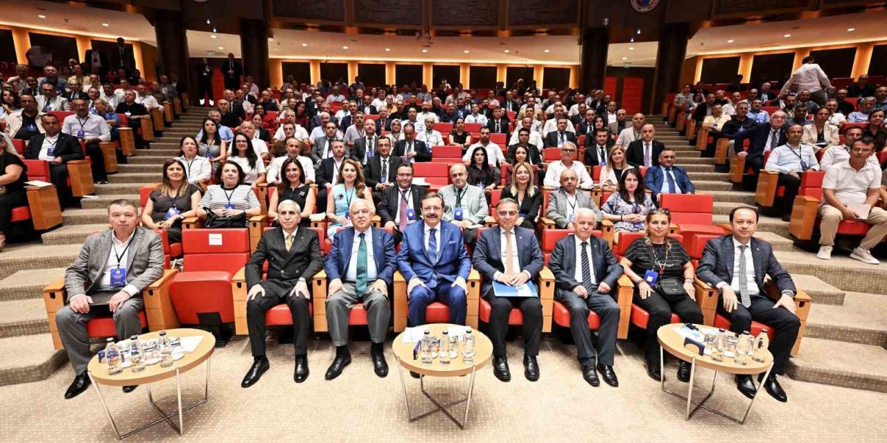 AYTO Genel Sekreteri Kahraman, TOBB Genel Sekreterler Bilgilendirme Semineri’ne katıldı