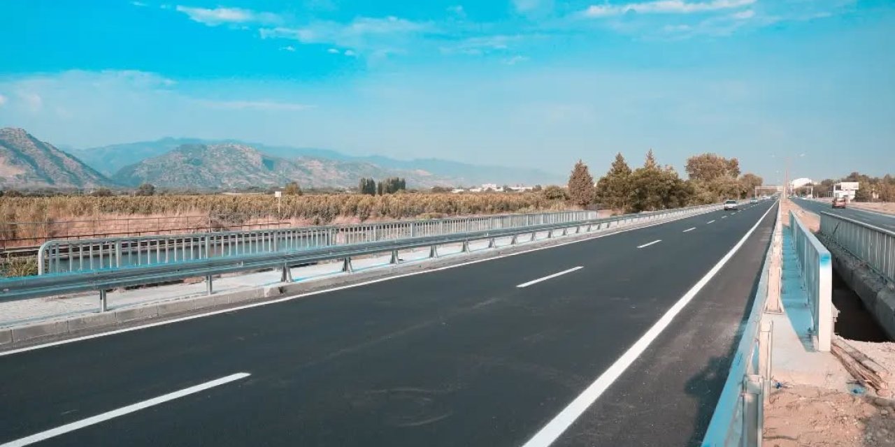 İncirliova’da ulaşımı kolaylaştıracak köprü hizmete açıldı