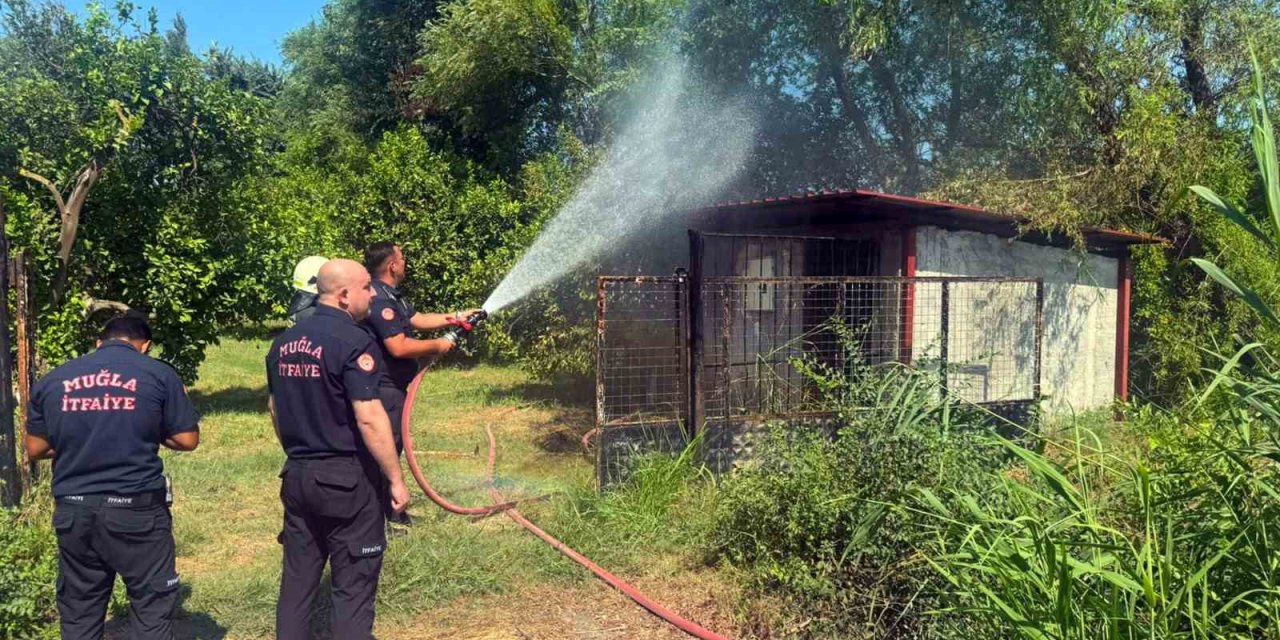 Ortaca’da kulübe yangını