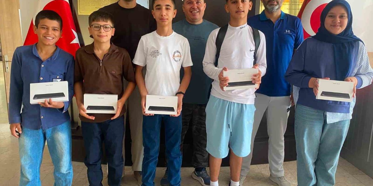 Çameli’de başarılı öğrenciler ödüllerle uğurlandı