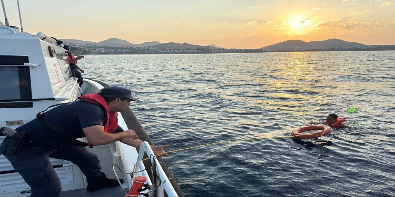 Yunan adalarına yüzerek geçmeye çalışan 1 düzensiz göçmen yakalandı