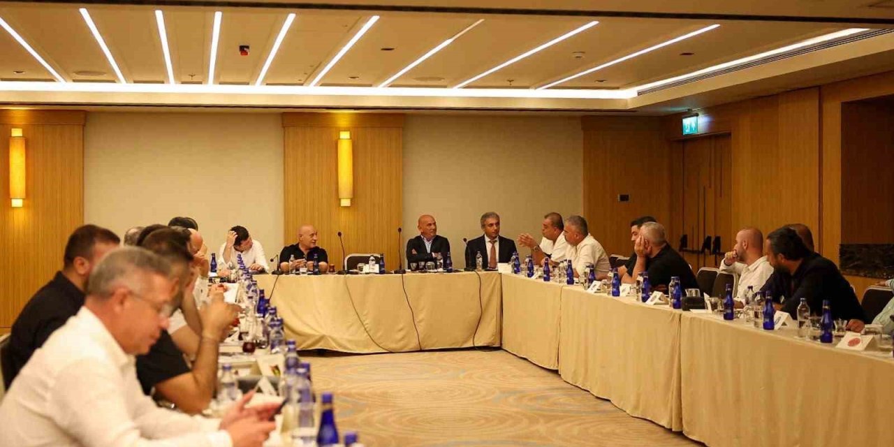 TFF Başkanı Hacıosmanoğlu: "Dostluk köprüsü sahalara da yansısın"