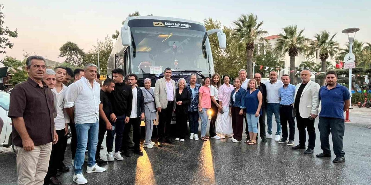 AK Parti İzmir’den 25’inci yıl buluşmasına 5 bin kişilik çıkarma