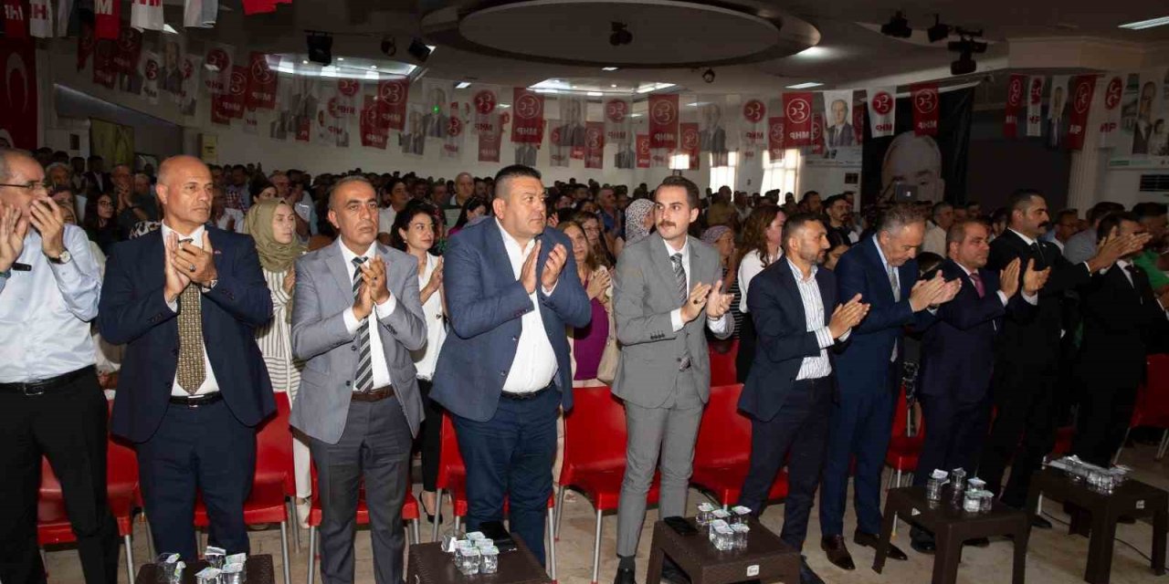 Sarıgöl MHP İlçe Başkanlığına Ahmet Serdar Dikmen seçildi