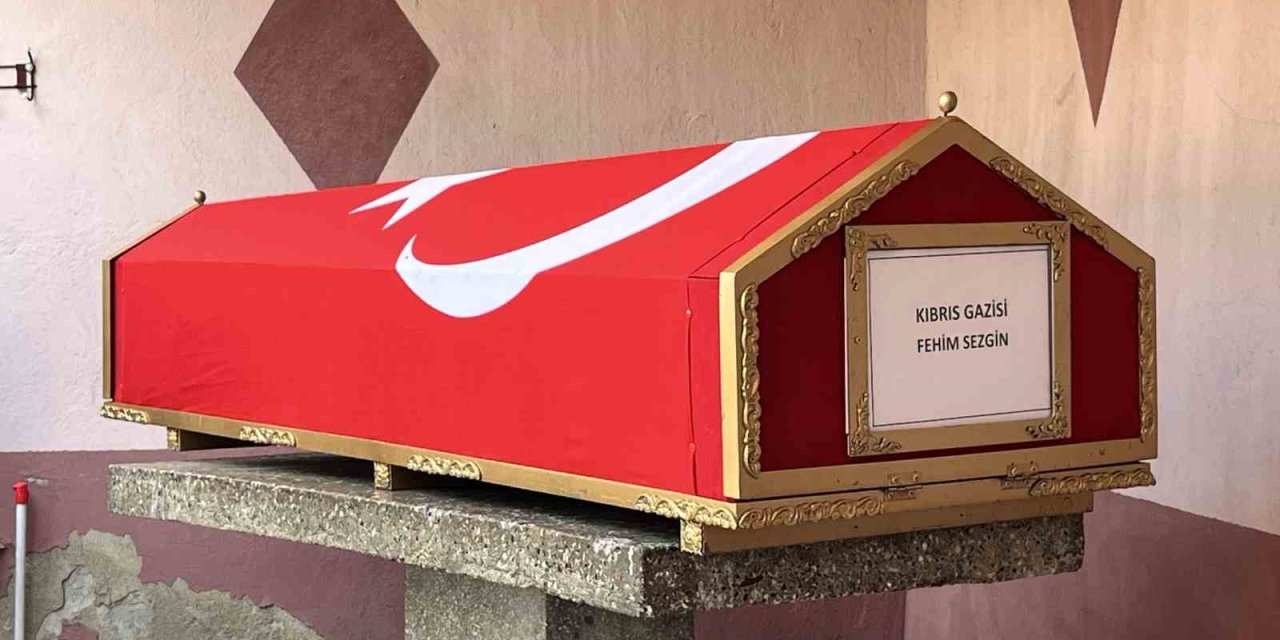 Bayındır, Kıbrıs Gazisi Fehim Sezgin’i uğurladı