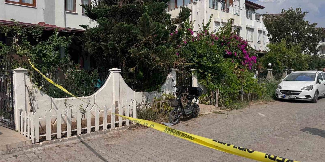 Önce annesini öldürdü ardından kendisini vurdu