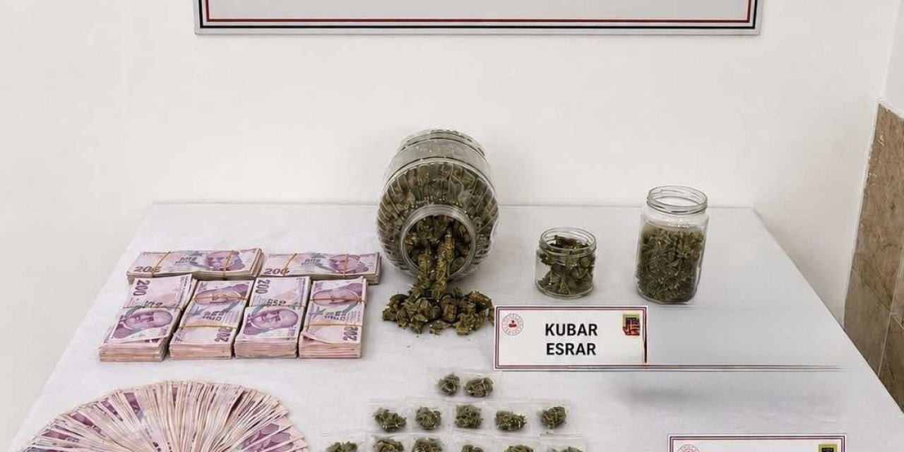 Uyuşturucu alışverişine suçüstü: 2 gözaltı