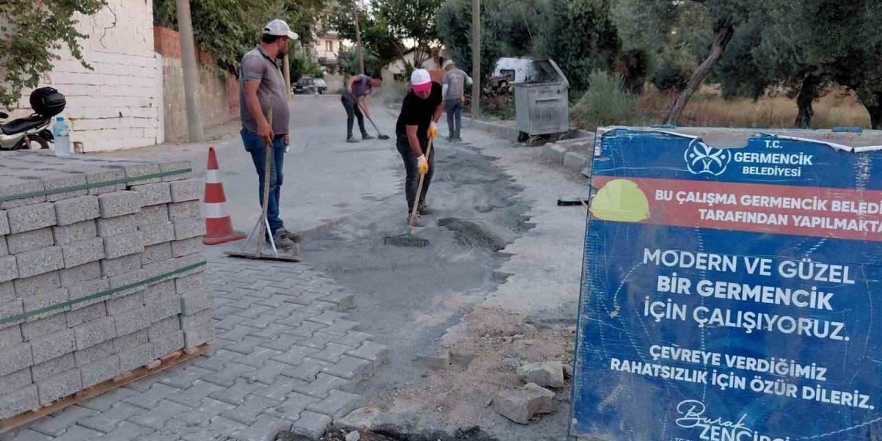 Germencik’te yol bakım ve onarım çalışmaları sürüyor