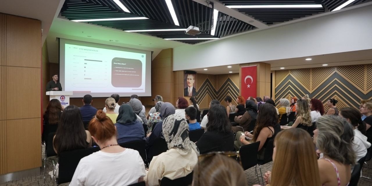 Denizlili kadınların el emekleri Denizli Büyükşehir ile dünya vitrinine taşınıyor