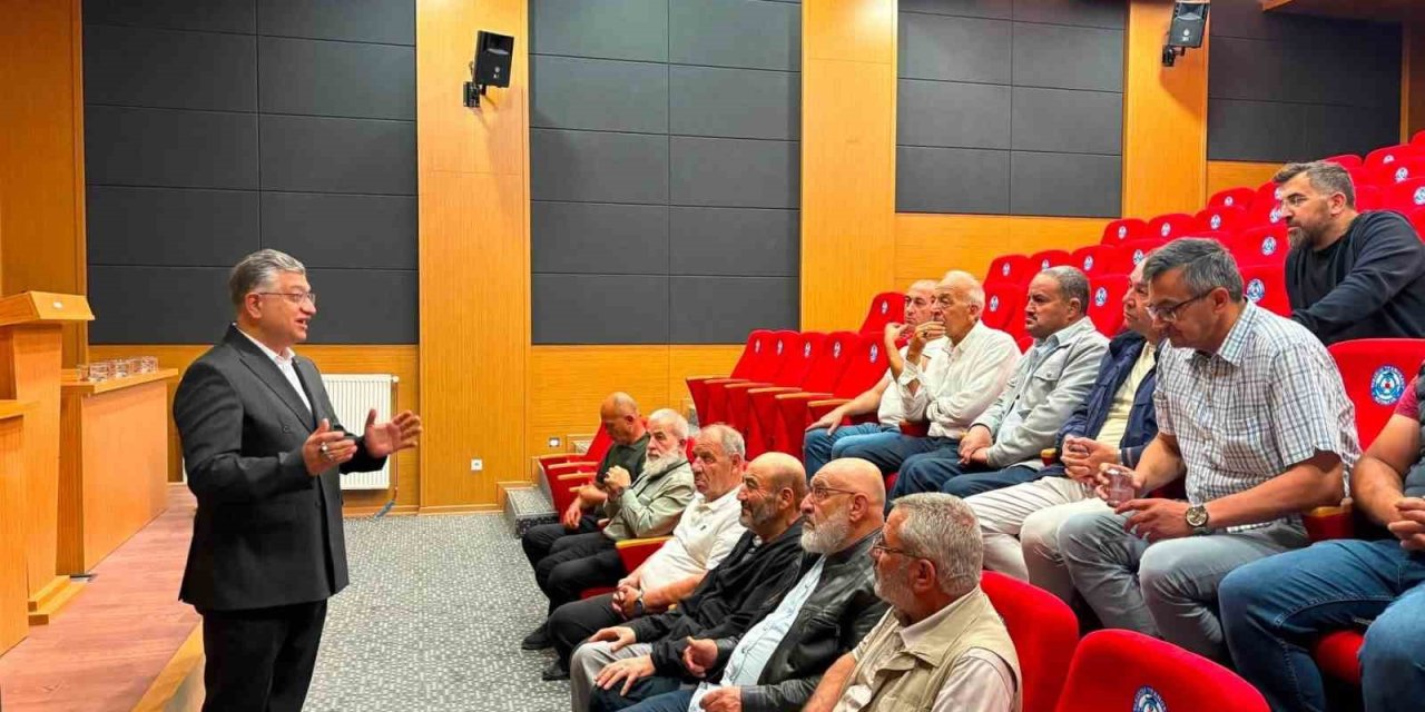 DPÜ Rektörü Kızıltoprak, Kütahyalı esnaflarla bir araya geldi