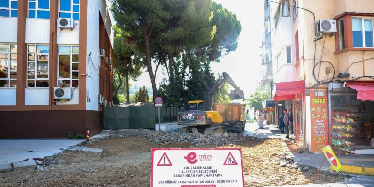 Efeler’de adliye yanında yol yenileme çalışması başladı