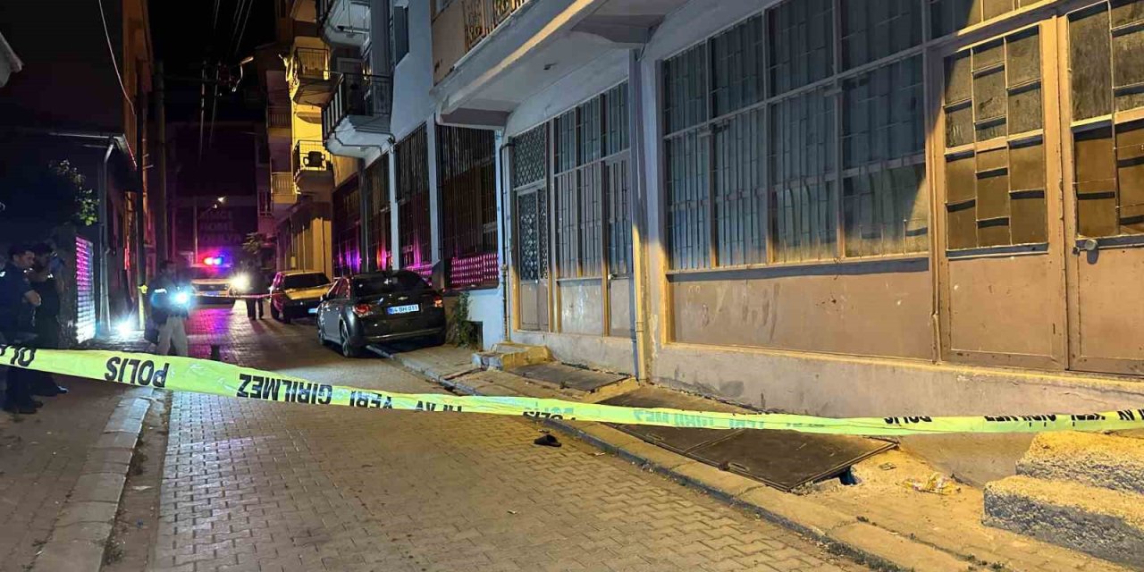 Uşak’ta 1 kişinin bıçakla ve tüfekle ağır yaralandığı olayda 2 şüpheli tutuklandı