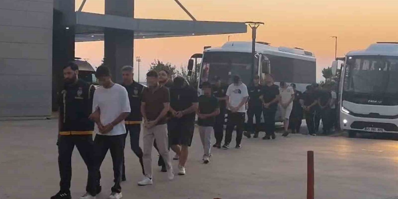 Sahte oyun ve alışveriş siteleri üzerinden vurgun yaptılar: 36 şüpheli tutuklandı