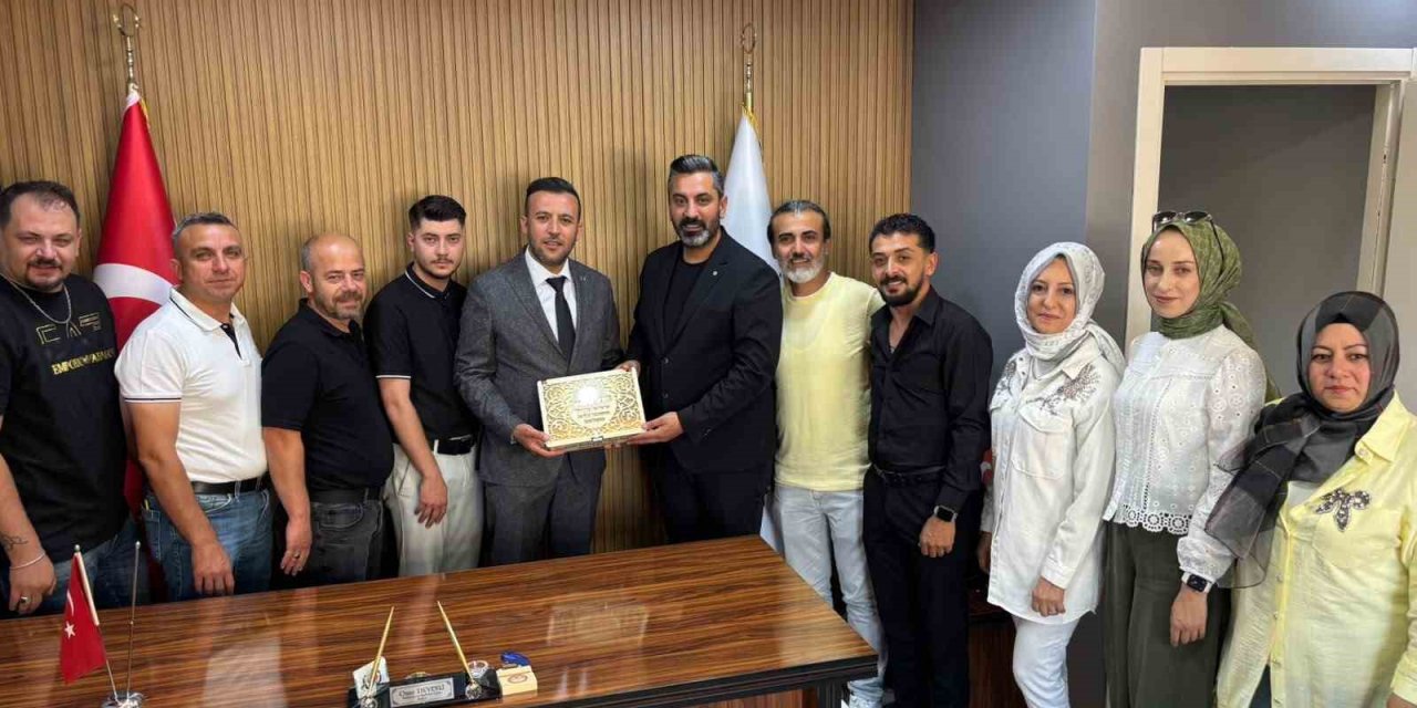 Tavşanlı’da berber ve kuaför esnafının sorunları masaya yatırıldı