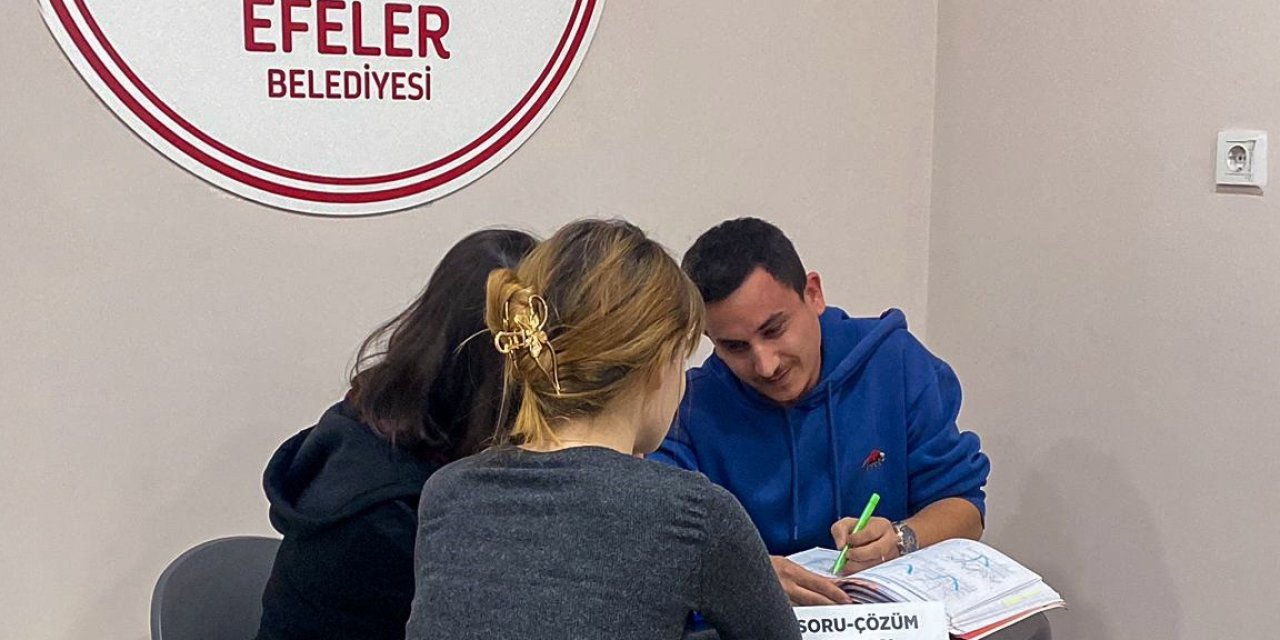 Efeler Belediyesi’nden sınavlar hazırlanan gençlere ücretsiz destek