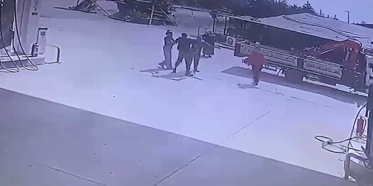 Denizli’de silah zoruyla genç kızın kaçırılma anlarına ait görüntüler ortaya çıktı