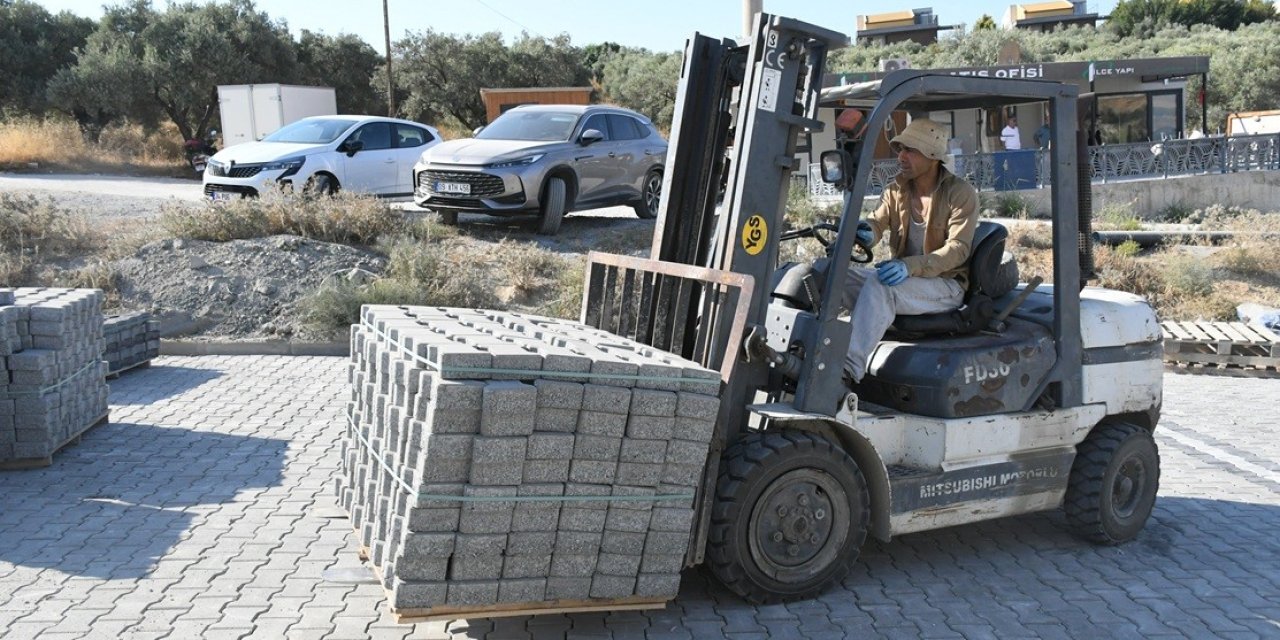 Kuşadası Belediyesi’nden Deirmendere’ye 6 bin metrekarelik yol