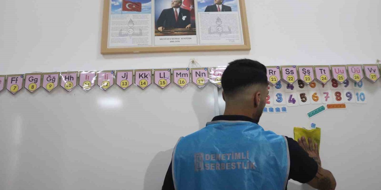 İzmir’de mahkumlar eğitime renk katıyor