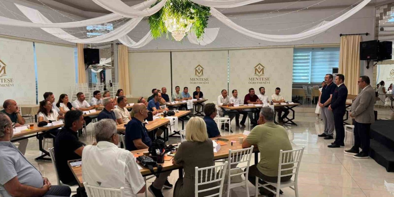 Muğla’da okul müdürlerine "etkili okul yönetimi" semineri