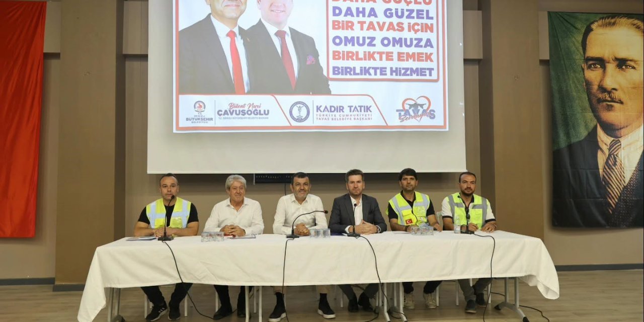 Başkanlar ve muhtarlar Tavas’ın sorunlarını masaya yatırdı