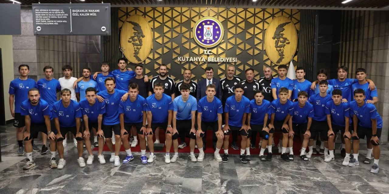 Kütahyaspor altyapı sporcularına Başkan Kahveci’den destek