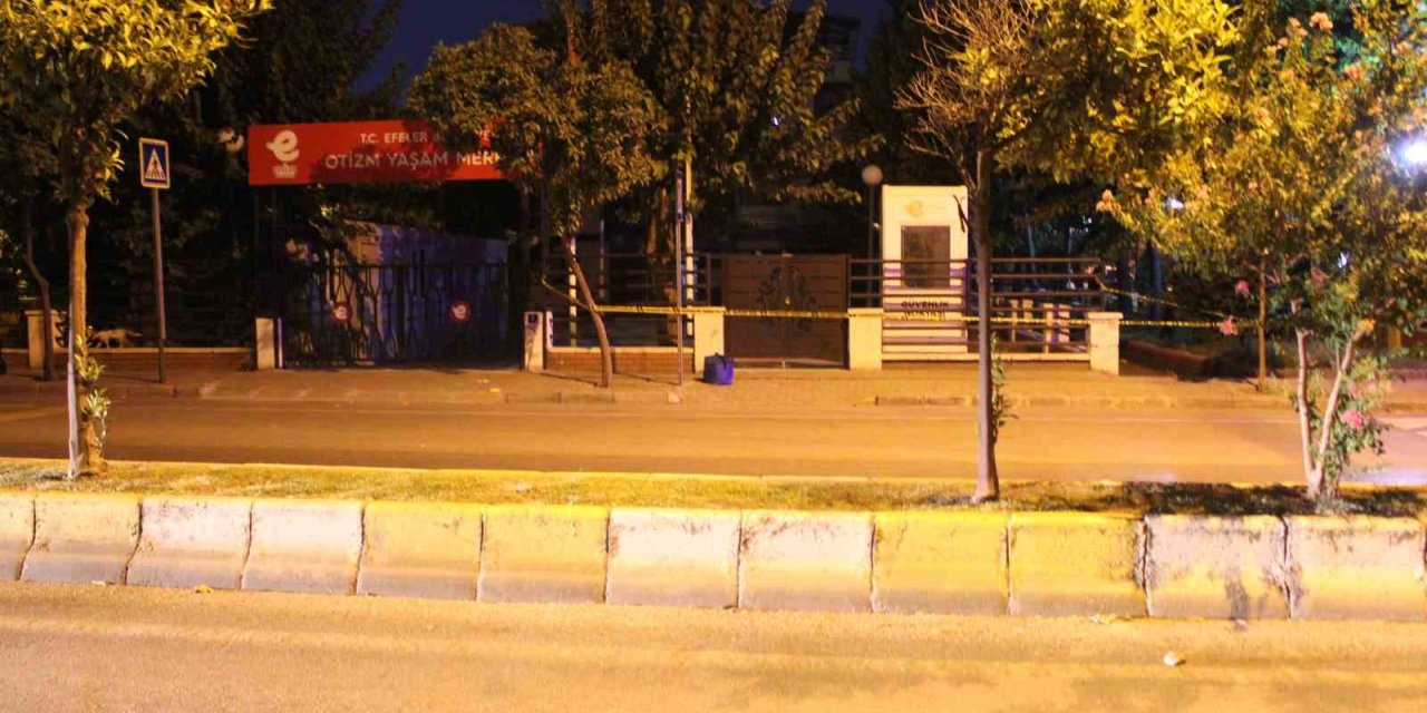 Durakta bulunan şüpheli çanta ekipleri harekete geçirdi