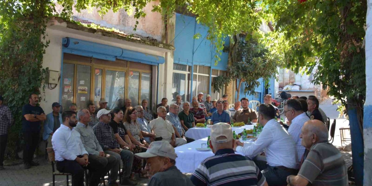 Salihli Kaymakamı Güldoğan, 3 mahallede talepleri dinledi
