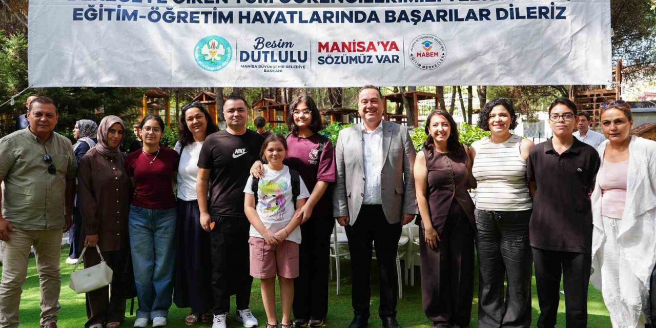 MABEM öğrencilerinin LGS başarısı kutlandı