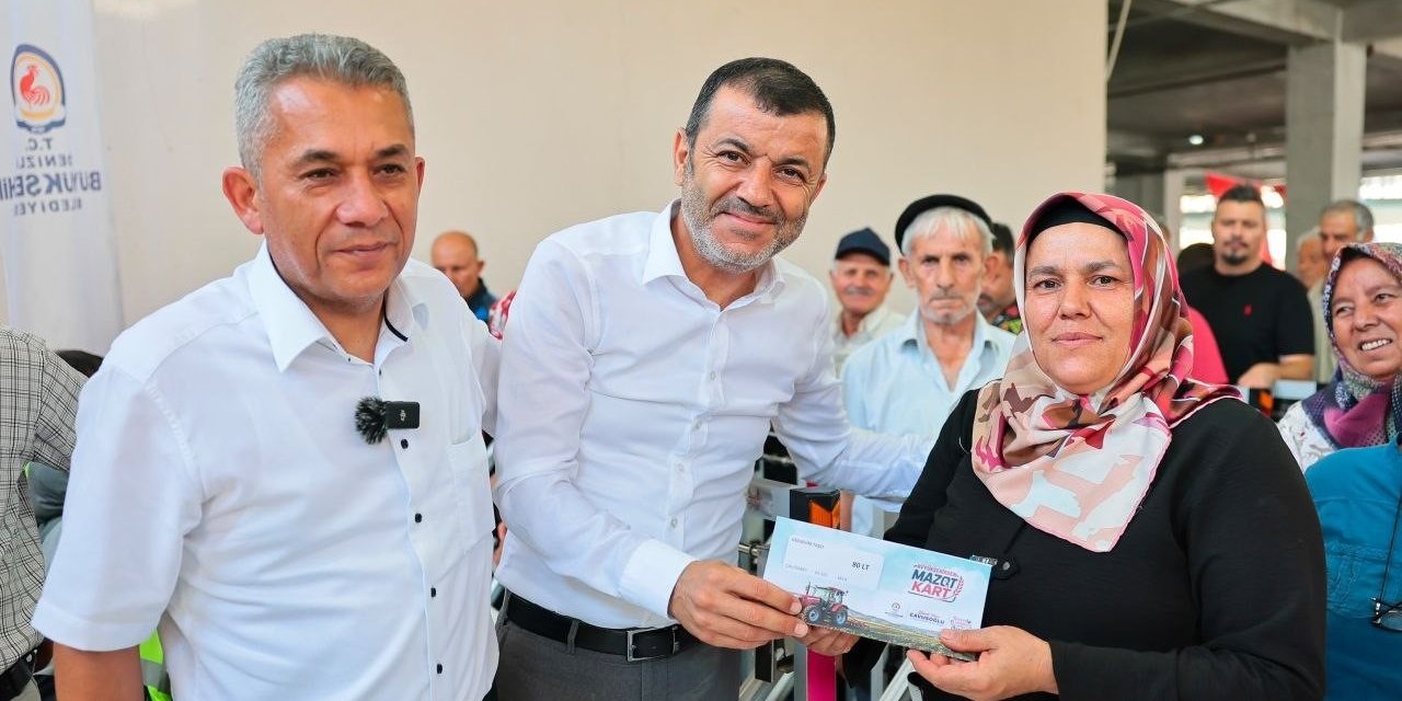 Denizli’de üreticinin yüzü Büyükşehir ile gülüyor