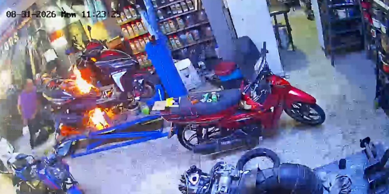 Motosiklet tamirhanesinde ilginç anlar