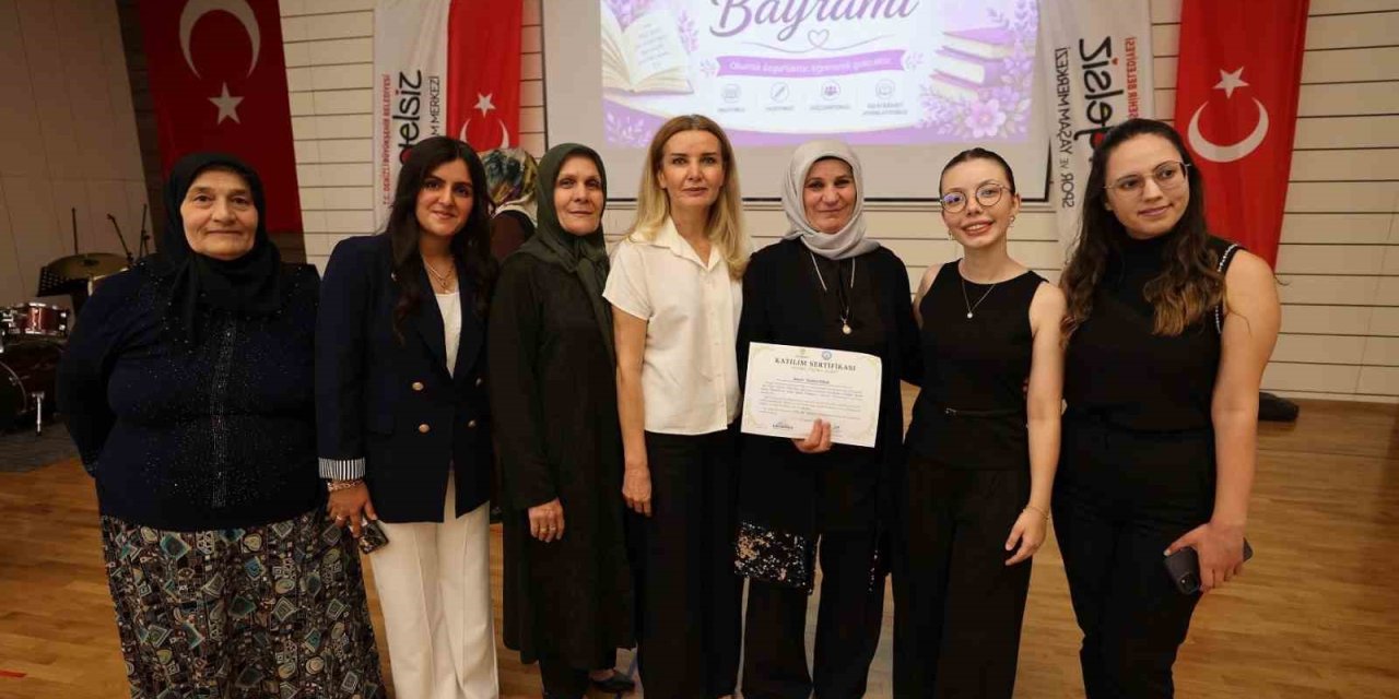 Büyükşehirle hayatları değişen kadınlar sertifikalarını aldı