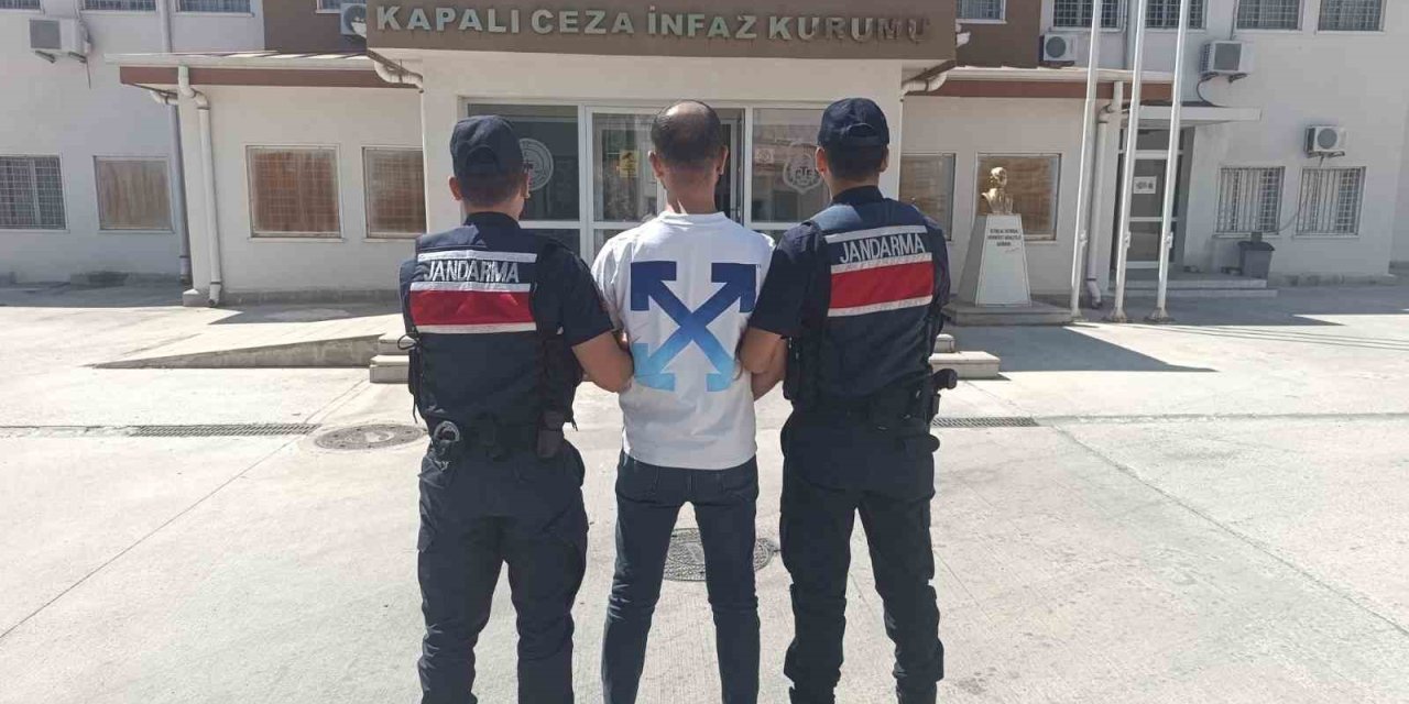 Kuşadası’nda 11 yıl 4 ay hapis cezası bulunan hükümlü yakalandı