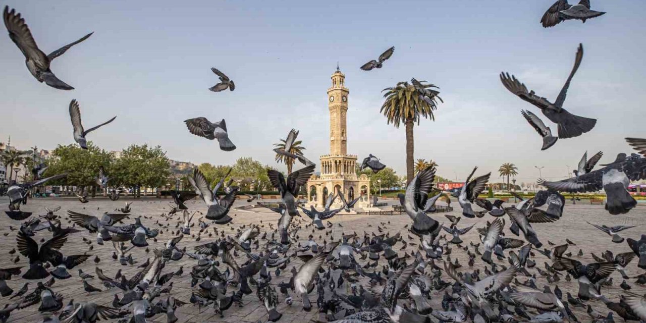 Saat Kulesi 125 yıldır İzmir’in zamanına tanıklık ediyor
