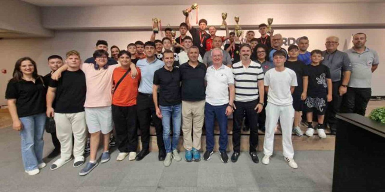 Bilardo gençlerde Muğla’ya ilk madalya
