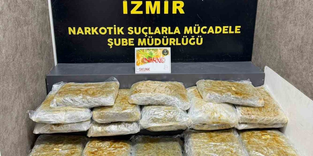 İzmir’de zehir tacirlerine ikili darbe: Kilolarca zehir ele geçirildi